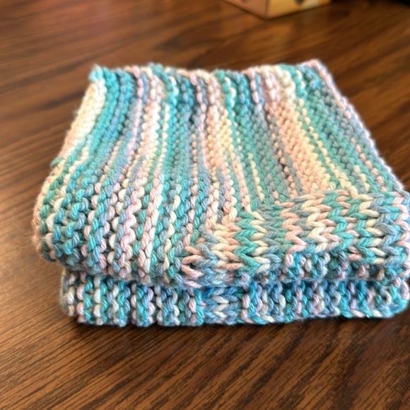 2 Hand knit dish cloths. - Picture 5 of 5